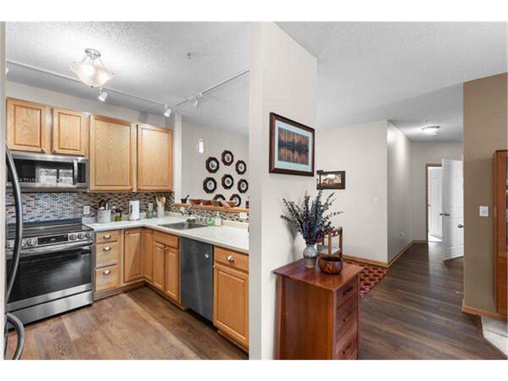 12795 Collegeview Drive #203 Eden Prairie MN 55347 7045153 image9