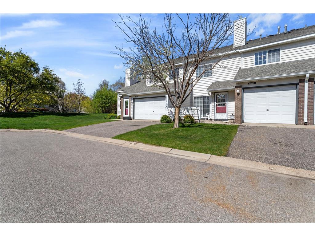 12795 Edgewater Path Apple Valley MN 55124 6524955 image1