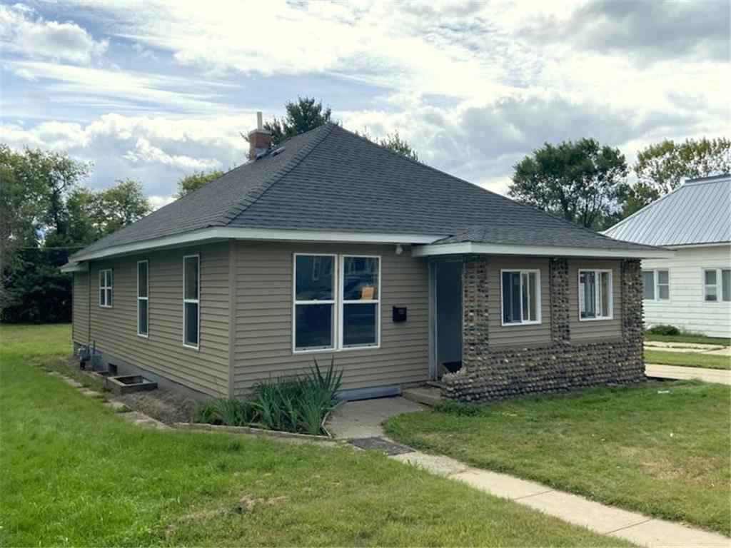 128 Dakota Avenue SE Staples MN 56479 6784950 image1