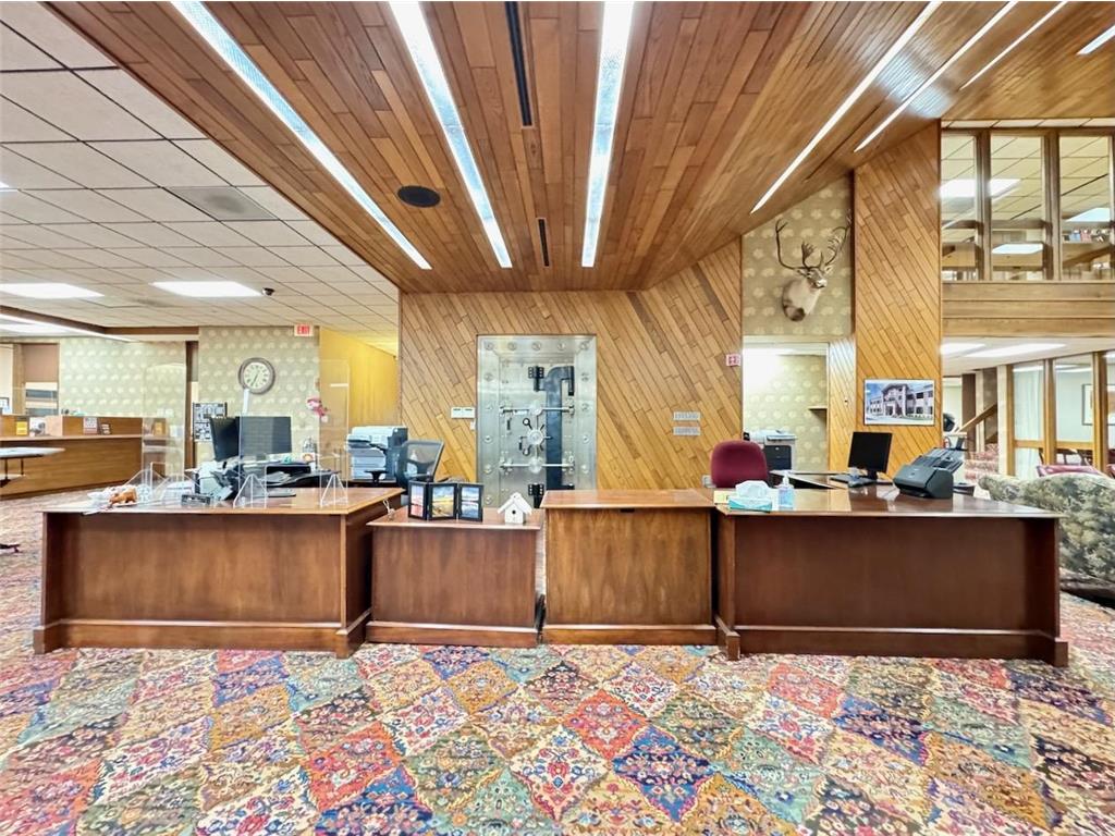 128 E Washington Avenue Fergus Falls MN 56537 6763746 image10