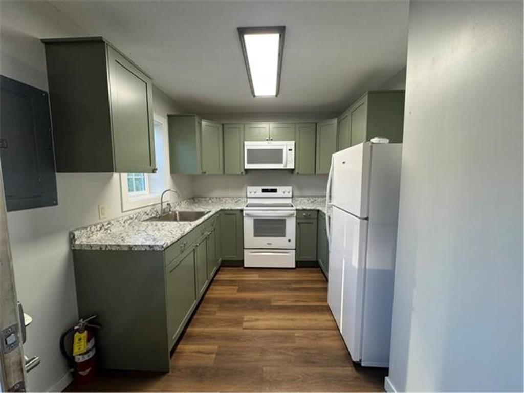 128 S Washington Street #Unit B Saint Croix Falls WI 54024 7099846 image5
