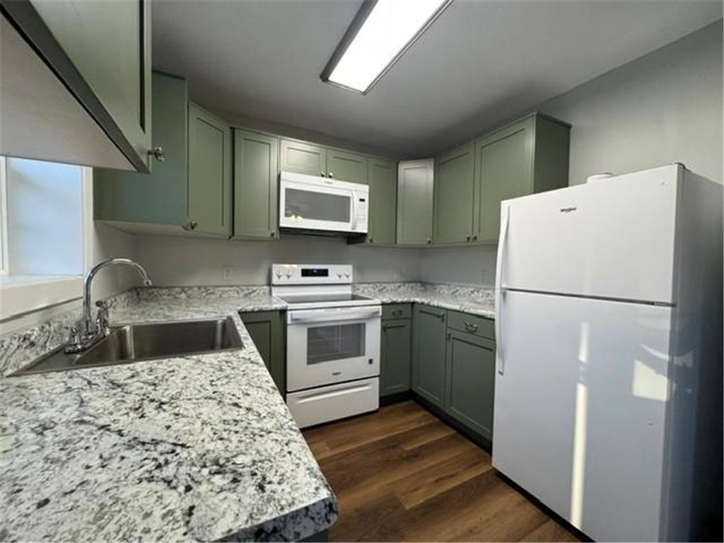 128 S Washington Street #Unit B Saint Croix Falls WI 54024 7099846 image9