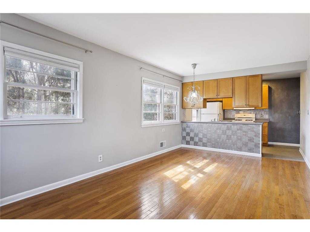 1280 Niles Avenue Saint Paul MN 55116 6343671 image1