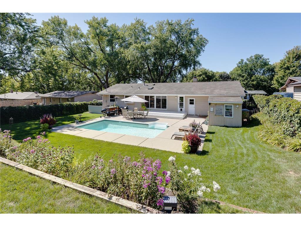 12801 Dupont Avenue S, Burnsville, MN 55337 MLS 6253621 Edina Realty