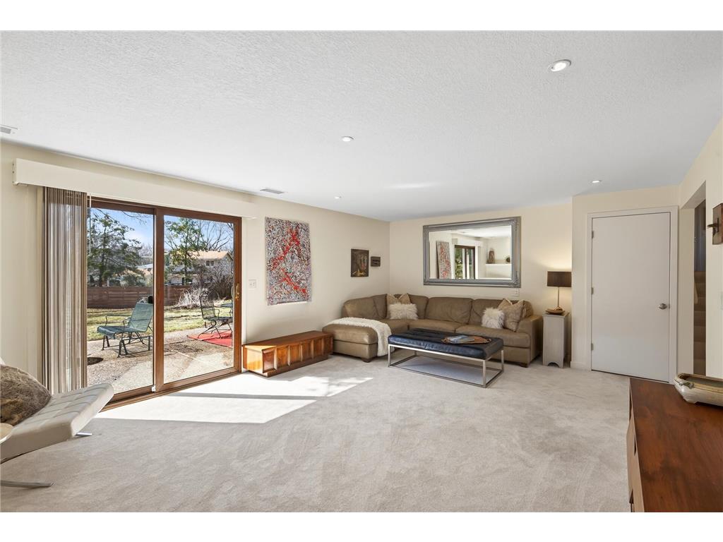 12806 Country View Lane Burnsville MN 55337 7042548 image32