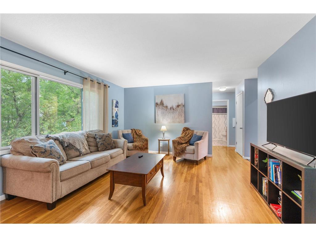 12808 Pheasant Run Burnsville MN 55337 6806157 image2