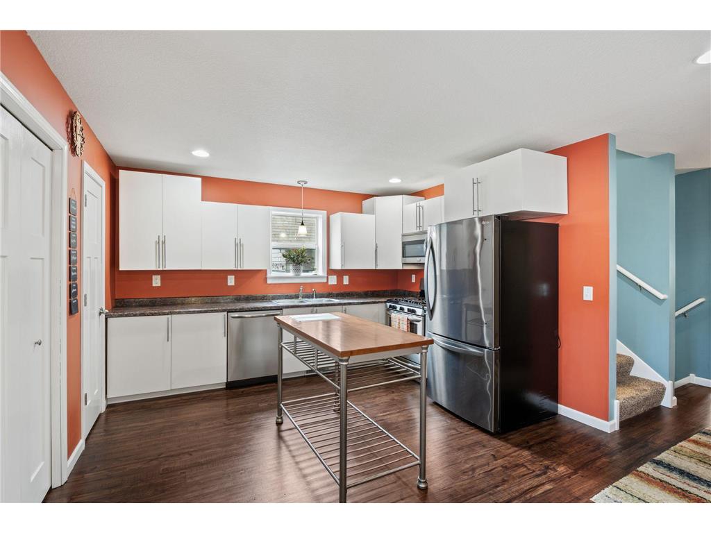 1281 3rd Street E Saint Paul MN 55106 7108728 image11