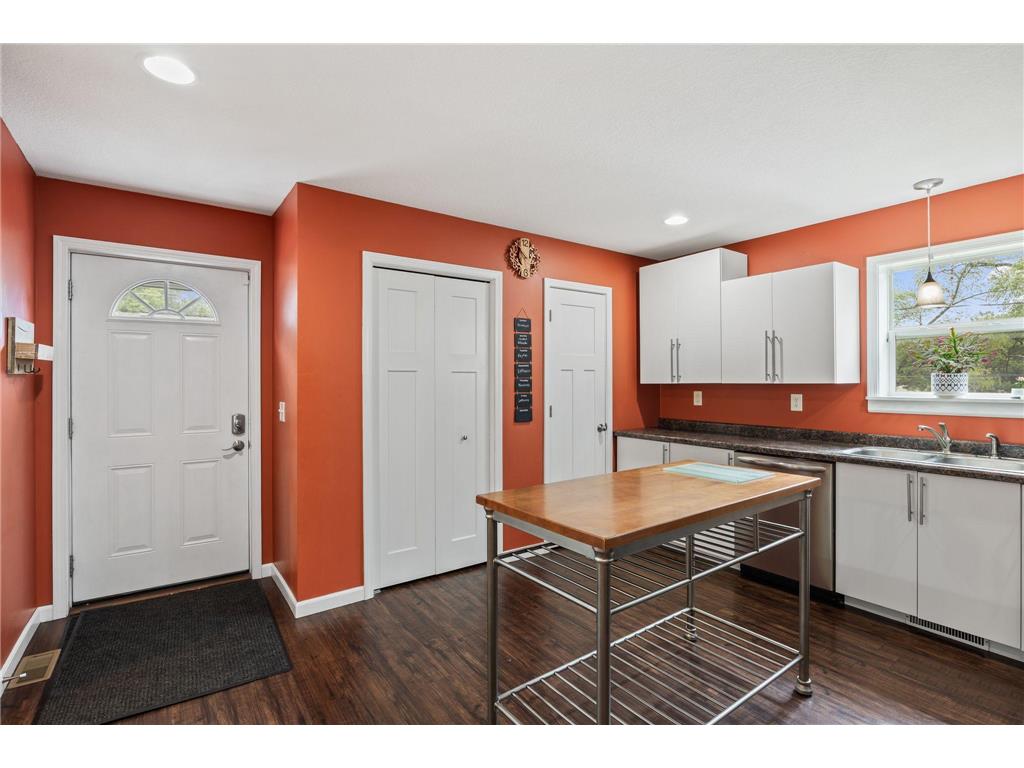1281 3rd Street E Saint Paul MN 55106 7108728 image13