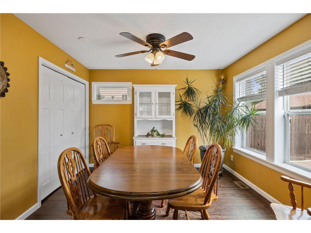 1281 3rd Street E Saint Paul MN 55106 7108728 image17