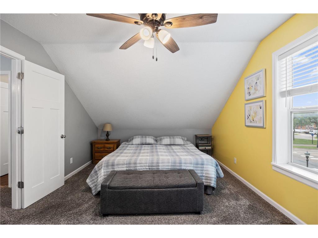 1281 3rd Street E Saint Paul MN 55106 7108728 image34