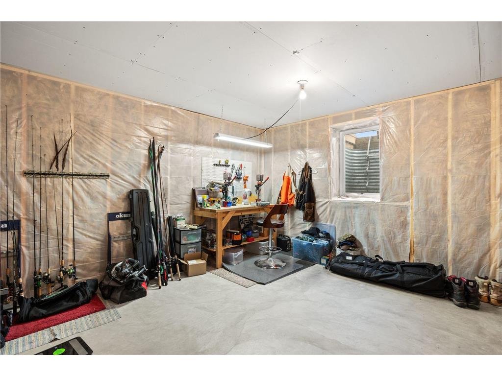 1281 3rd Street E Saint Paul MN 55106 7108728 image36