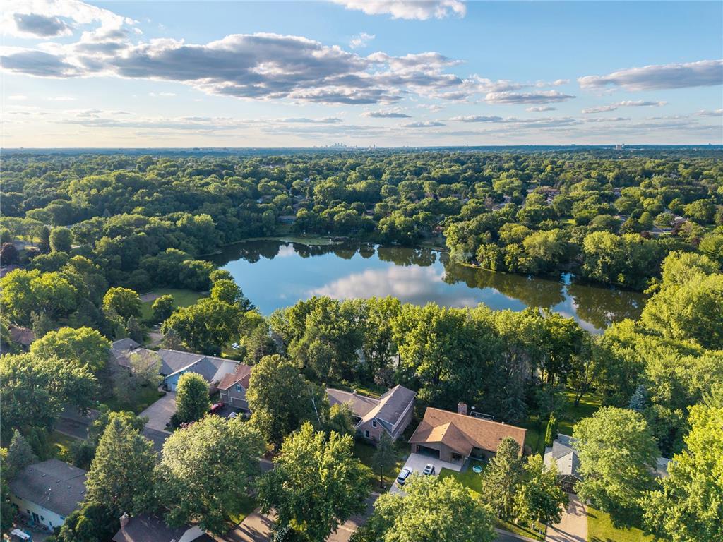 1281 Carlson Lake Lane Eagan MN 55123 6773613 image1