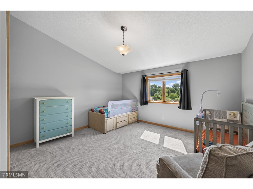 1281 County Road D Circle E Vadnais Heights MN 55109 7093203 image15