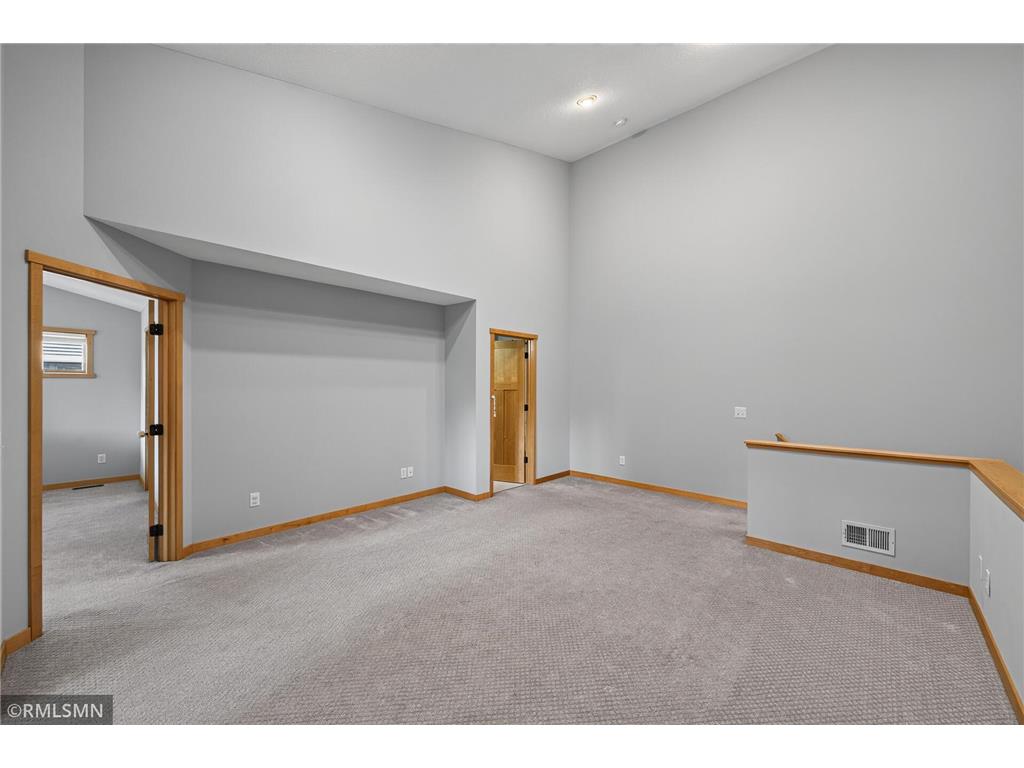 1281 County Road D Circle E Vadnais Heights MN 55109 7093203 image20