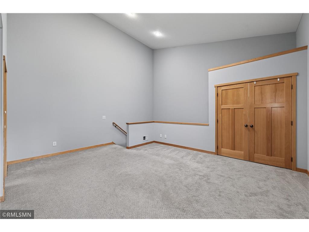 1281 County Road D Circle E Vadnais Heights MN 55109 7093203 image26