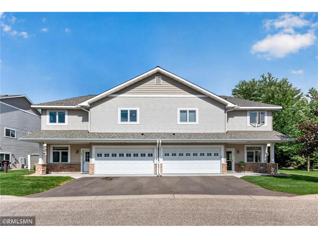 1281 County Road D Circle E Vadnais Heights MN 55109 7093203 image3