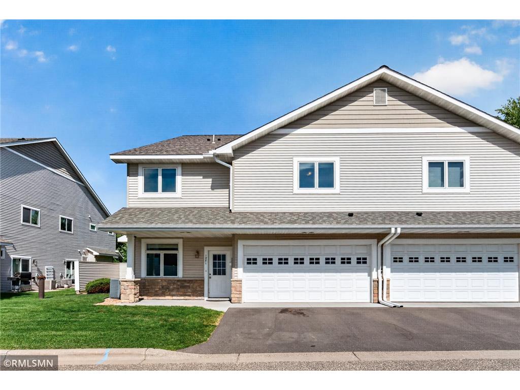 1281 County Road D Circle E Vadnais Heights MN 55109 7093203 image4