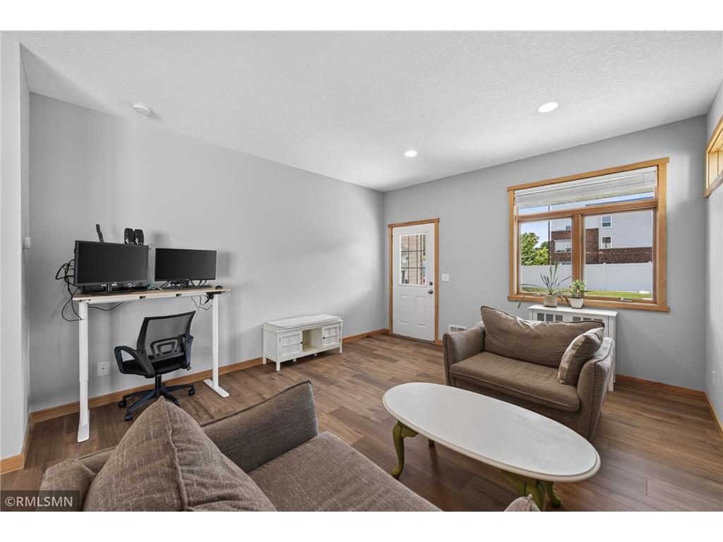 1281 County Road D Circle E Vadnais Heights MN 55109 7093203 image9