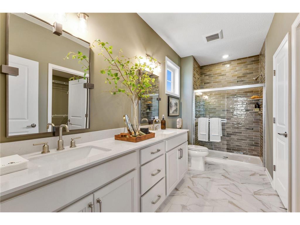 1281 Edge Way Jordan MN 55352 7085748 image20