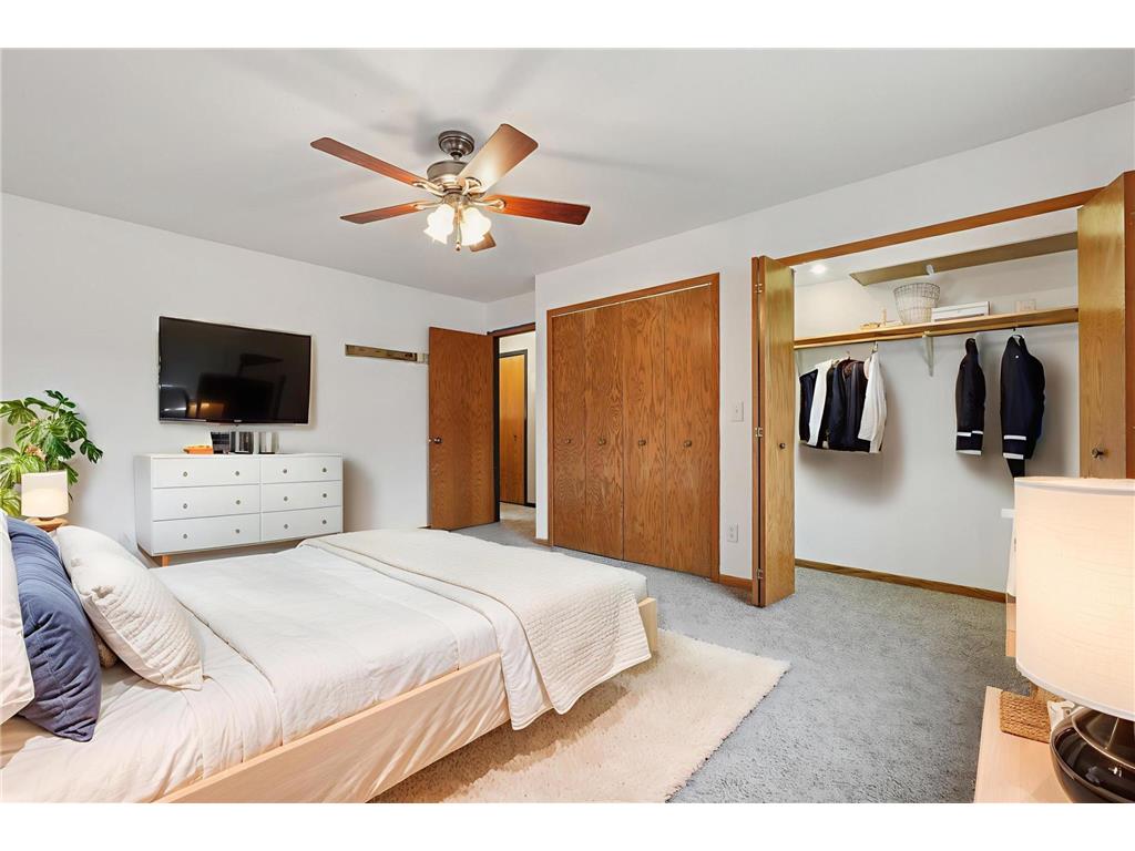 1281 Edgehill Court Maplewood MN 55109 6819451 image15