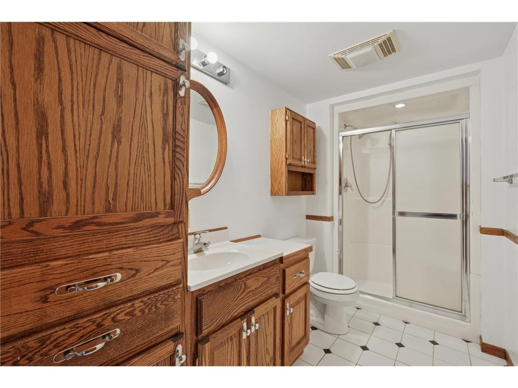 1281 Edgehill Court Maplewood MN 55109 6819451 image23