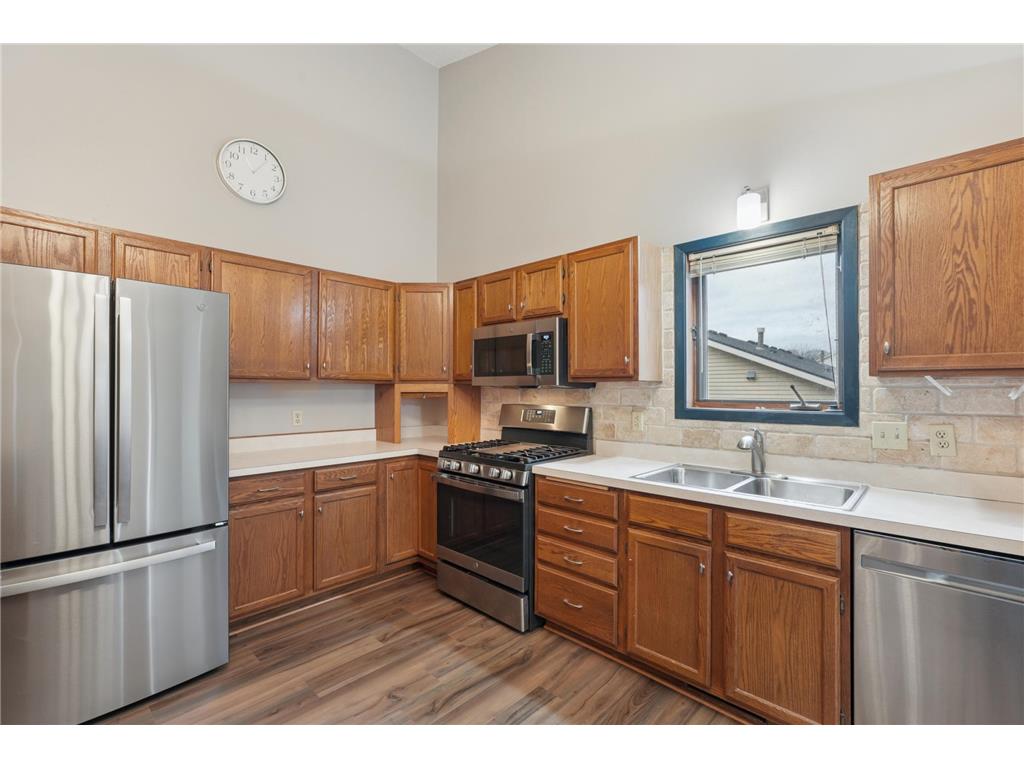 1281 Edgehill Court Maplewood MN 55109 6819451 image5