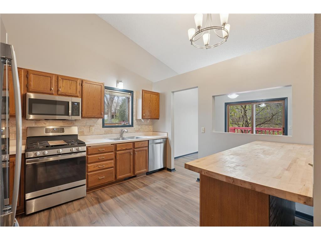 1281 Edgehill Court Maplewood MN 55109 6819451 image6