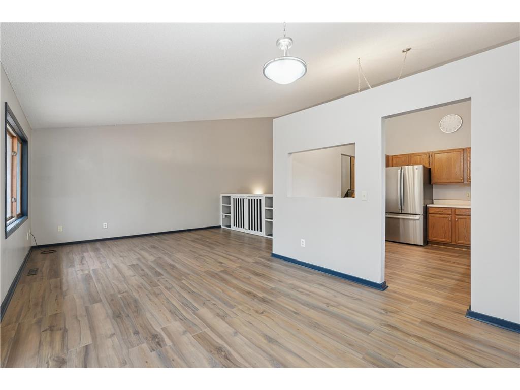 1281 Edgehill Court Maplewood MN 55109 6819451 image9