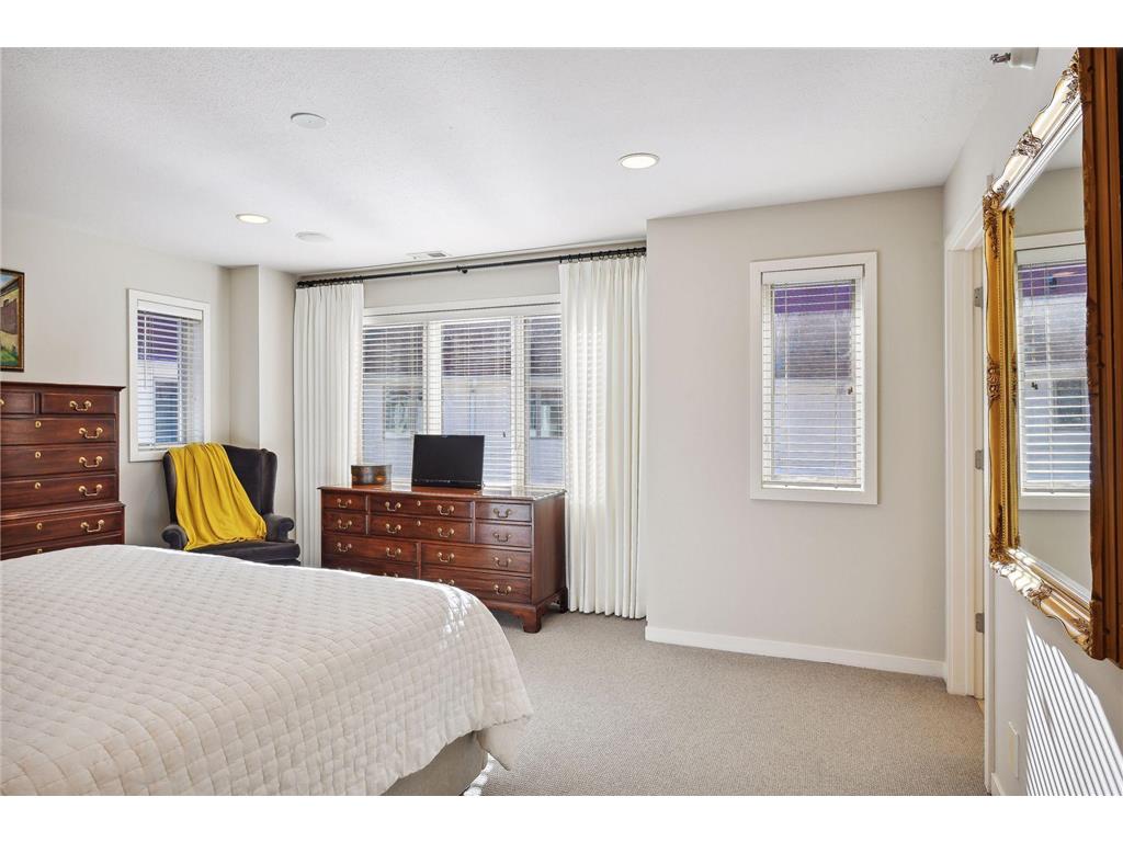 12811 Sherwood Place 1, MN, 55305 MLS 6484524 Edina