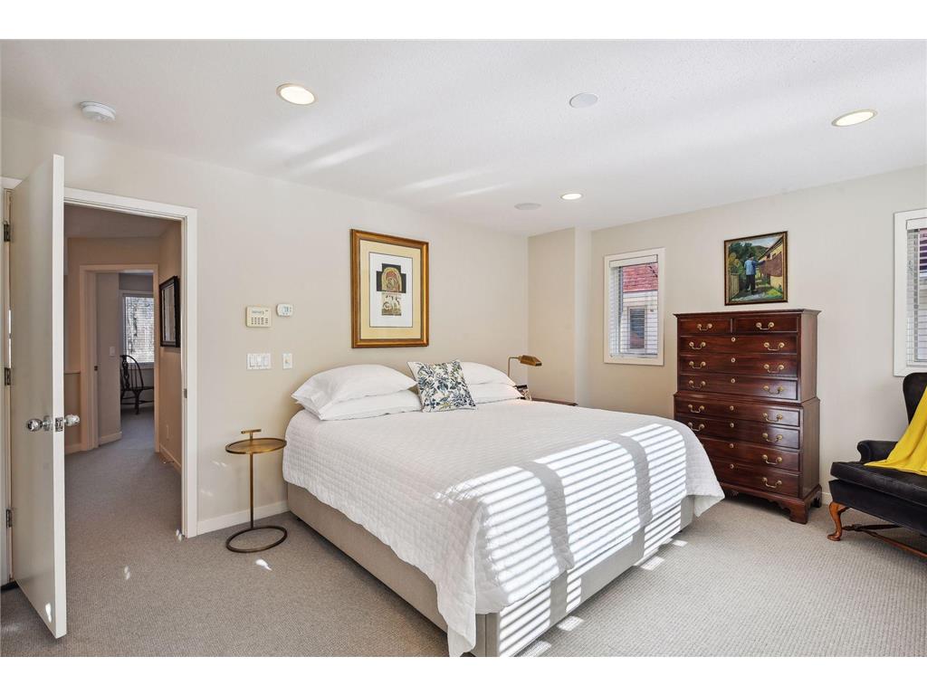 12811 Sherwood Place 1, MN, 55305 MLS 6484524 Edina