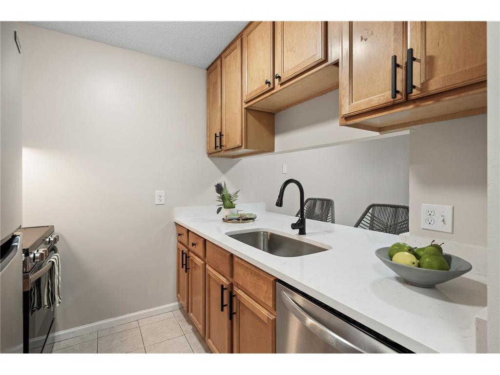 12812 Nicollet Avenue #301 Burnsville MN 55337 6742283 image1