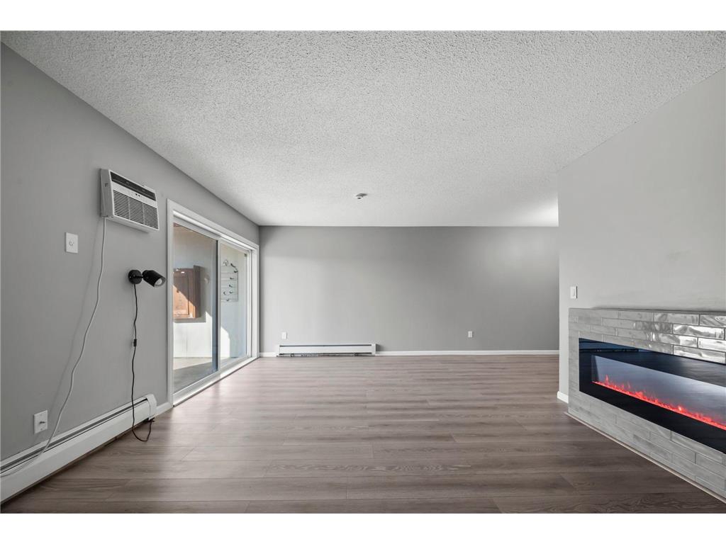 12816 Nicollet Avenue #102 Burnsville MN 55337 7025414 image4