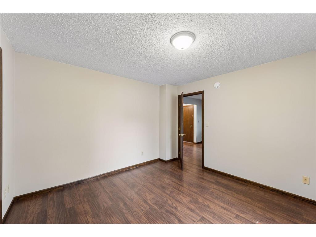 1282 Hewitt Ave Saint Paul MN 55104 7077042 image18