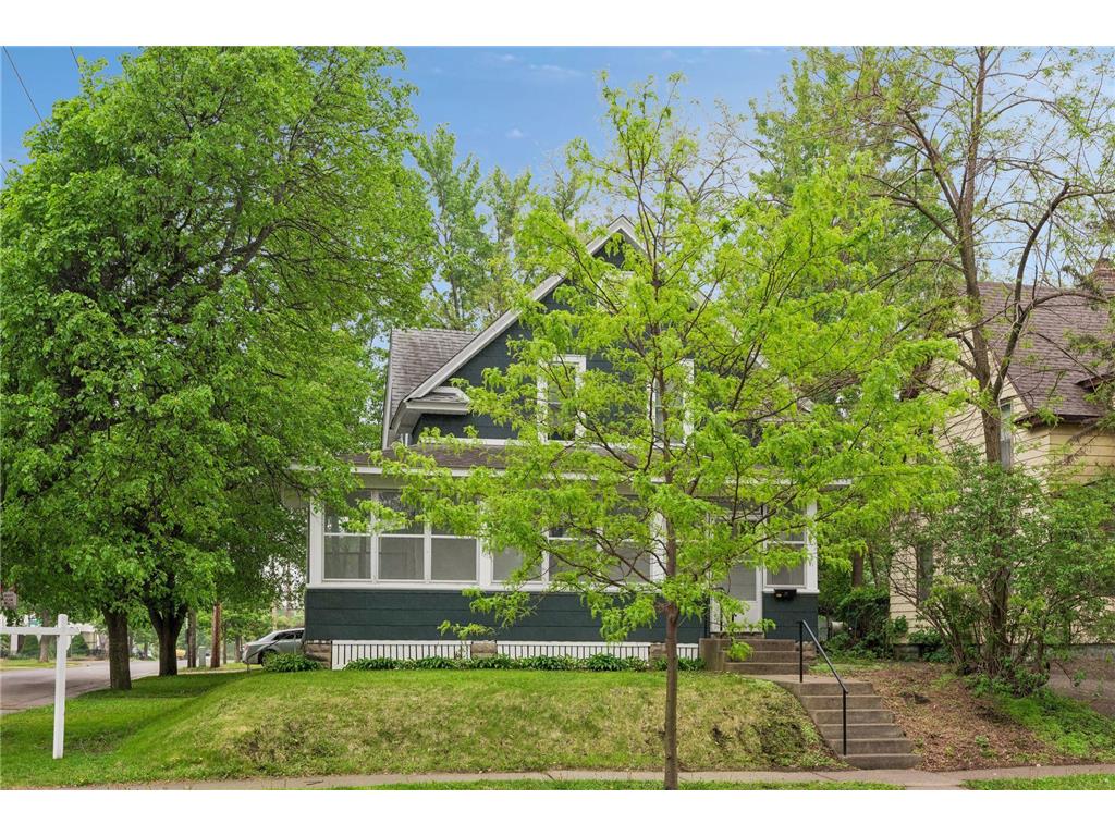 1282 Hewitt Avenue Saint Paul MN 55104 7077077 image2