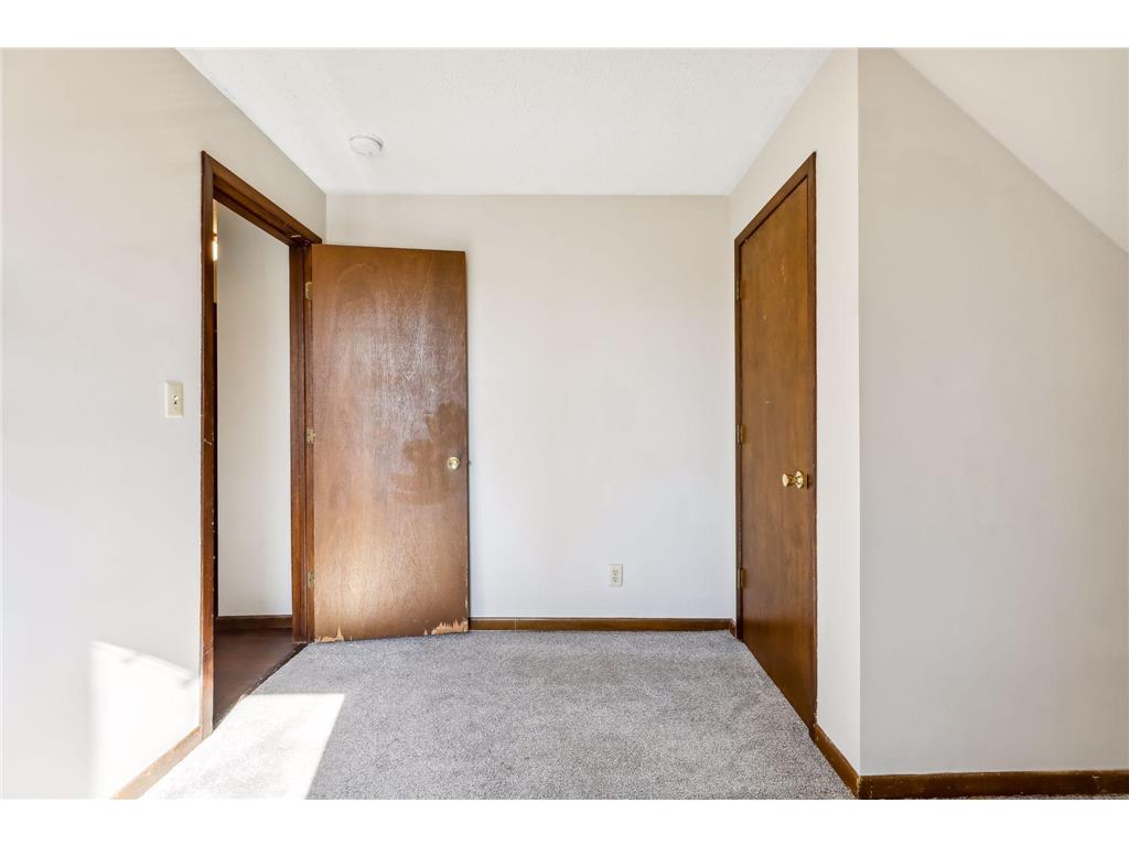 1282 Hewitt Avenue Saint Paul MN 55104 7077077 image33