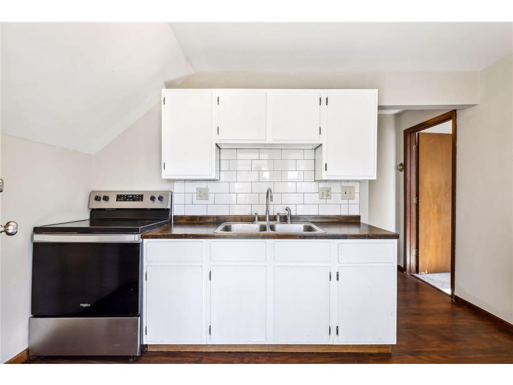 1282 Hewitt Avenue Saint Paul MN 55104 7077077 image35
