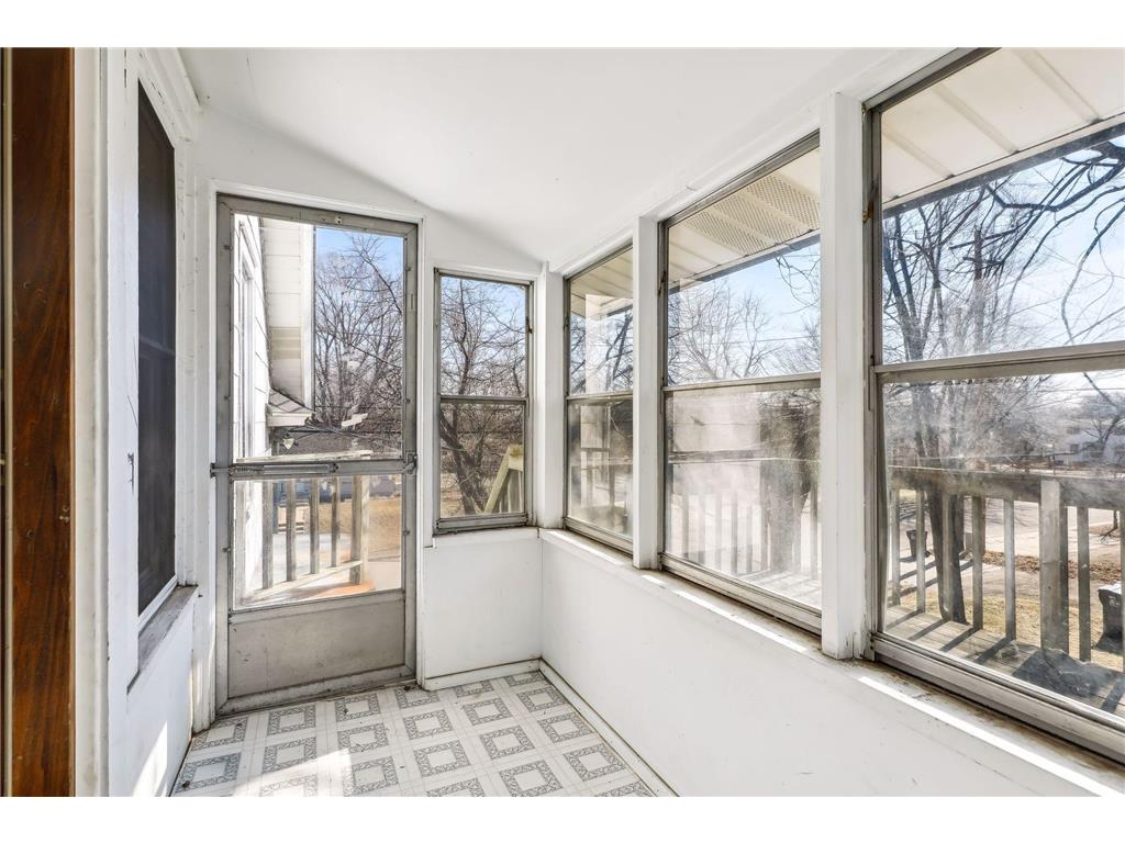 1282 Hewitt Avenue Saint Paul MN 55104 7077077 image36