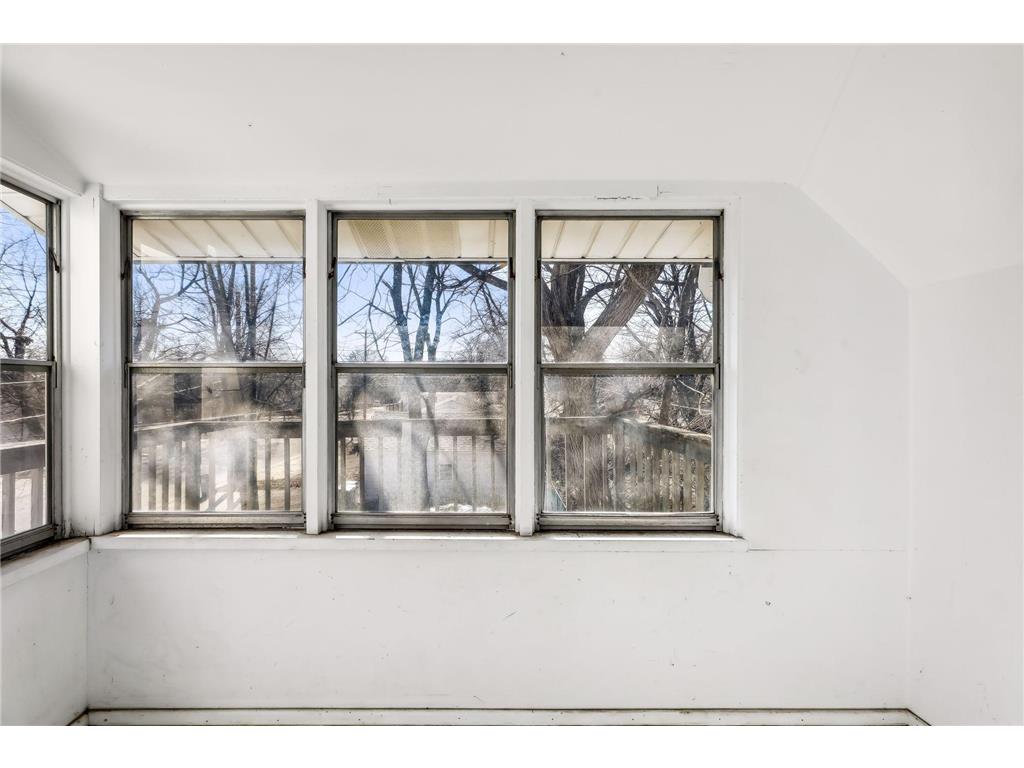 1282 Hewitt Avenue Saint Paul MN 55104 7077077 image37
