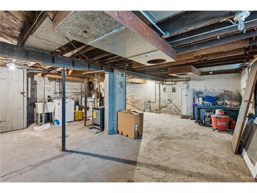 1282 Hewitt Avenue Saint Paul MN 55104 7077077 image38