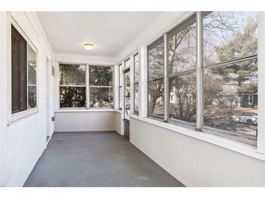 1282 Hewitt Avenue Saint Paul MN 55104 7077077 image7