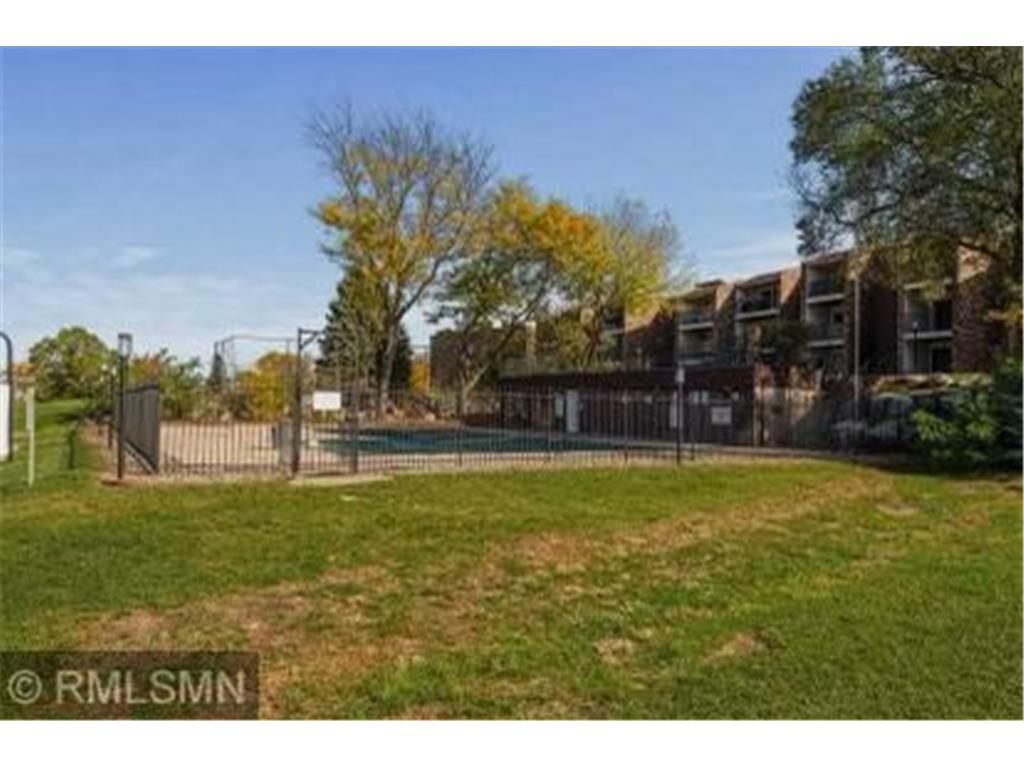 12822 Nicollet Avenue #302 Burnsville MN 55337 6457612 image1