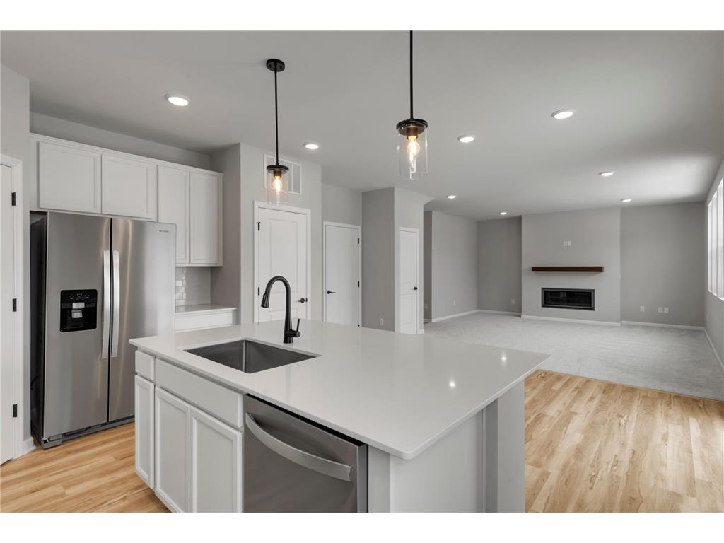 12825 Farnham Lane Rogers MN 55374 6584501 image1