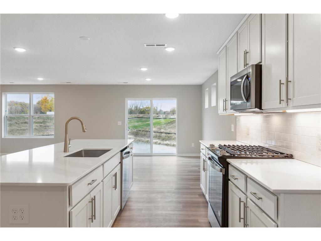 12826 Farnham Lane Rogers MN 55374 6482161 image1