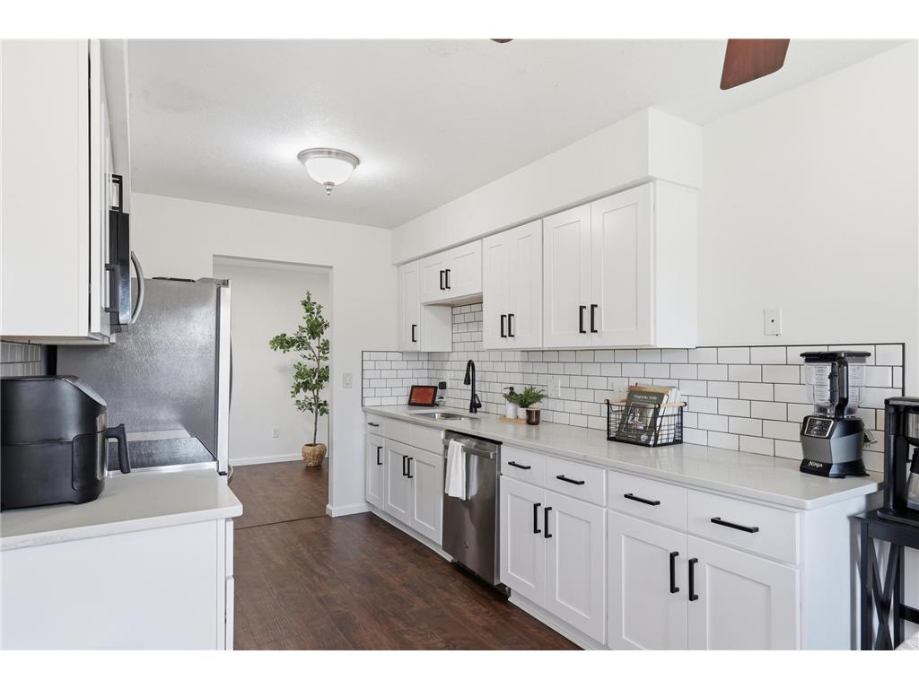 12827 Chisholm Street NE Blaine MN 55449 7059194 image1