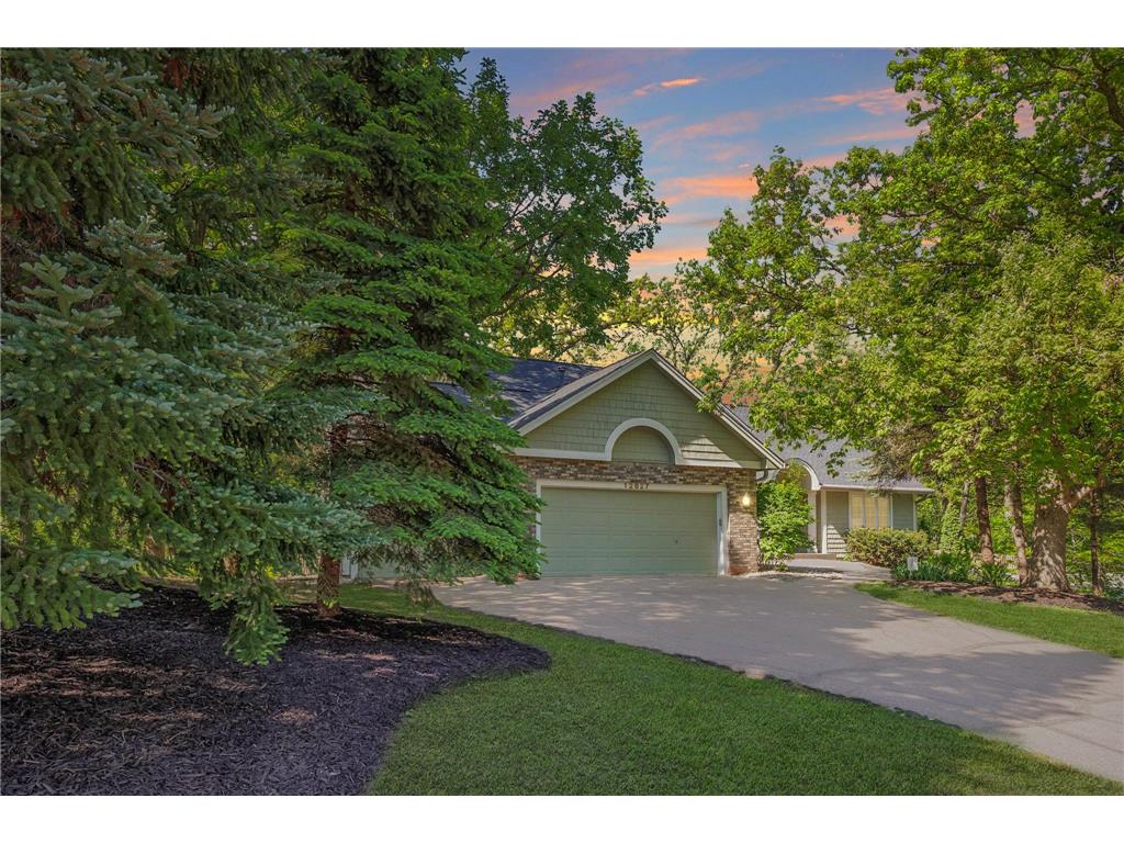 12827 Dover Court Apple Valley MN 55124 7076436 image1