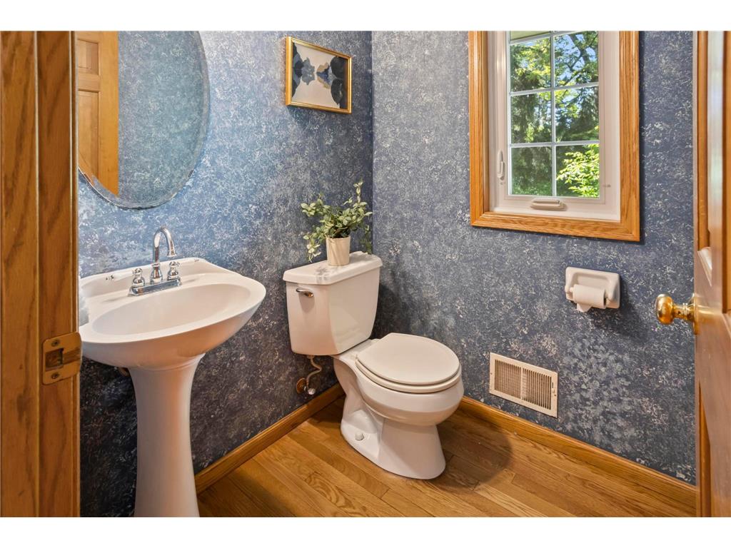 12827 Dover Court Apple Valley MN 55124 7076436 image17