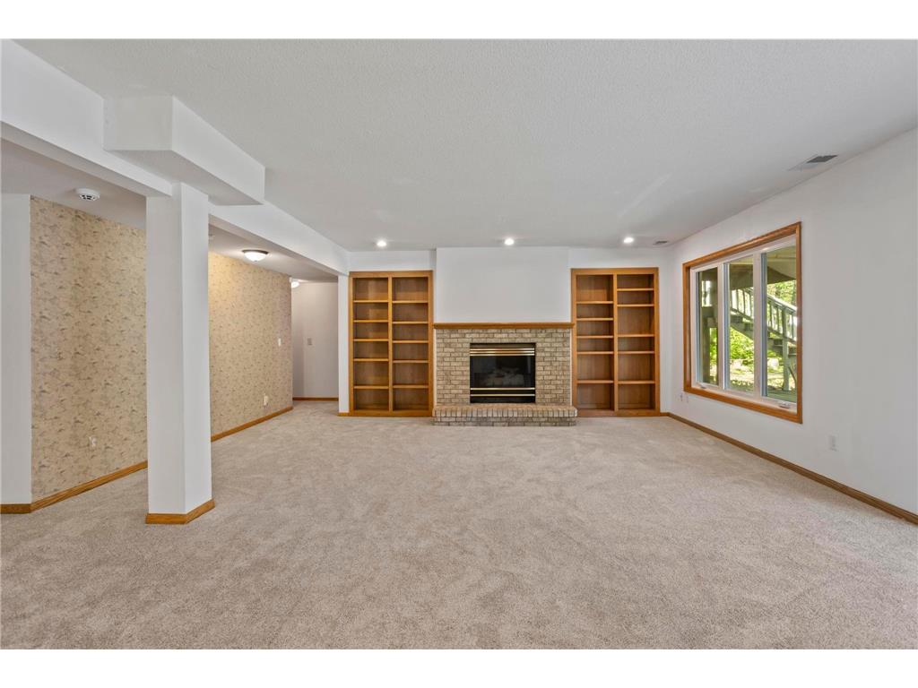 12827 Dover Court Apple Valley MN 55124 7076436 image46