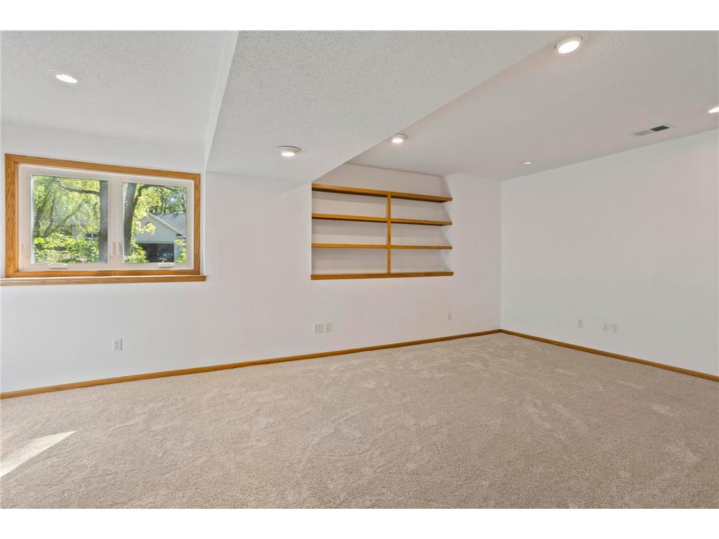 12827 Dover Court Apple Valley MN 55124 7076436 image49
