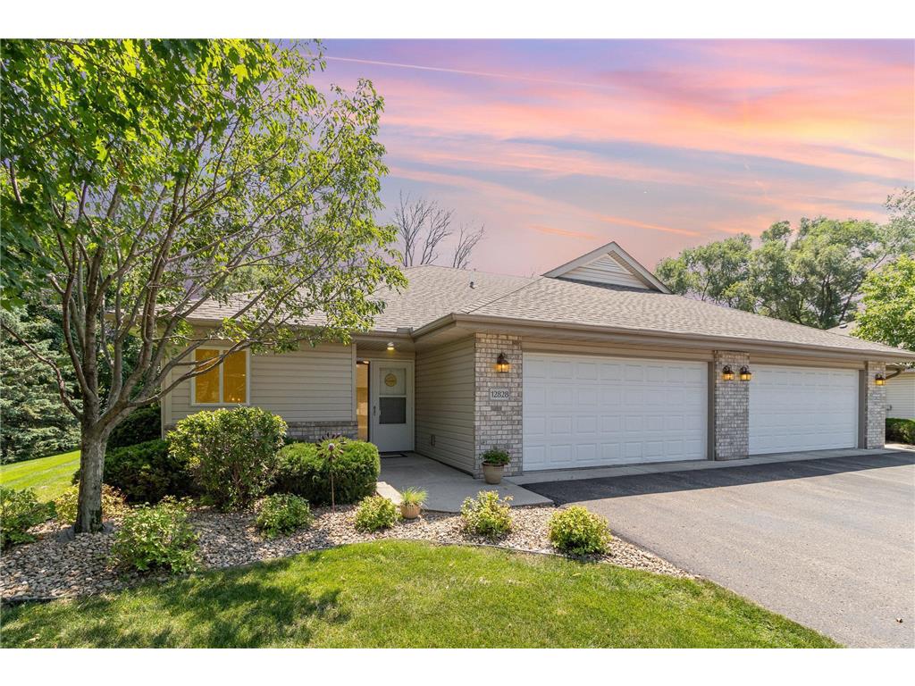 12828 Ulysses Street NE Blaine MN 55434 6527172 image1