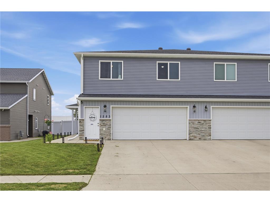 1283 4th Street NW West Fargo ND 58078 7103265 image1